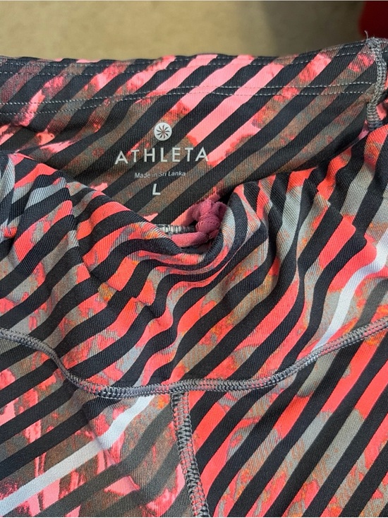 Athleta Pants - Athleta Large woman’s cropped length leggings zip pocket elastic tie in waist